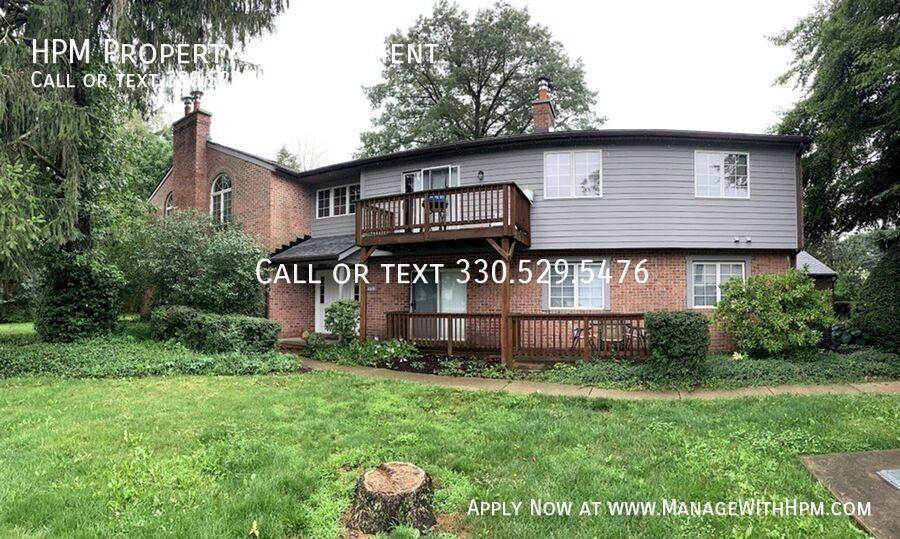 Apartment for rent at 408 W Maple, North Canton, OH 44720