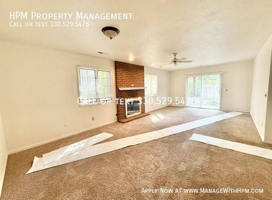 Apartment for rent at 408 W Maple, North Canton, OH 44720