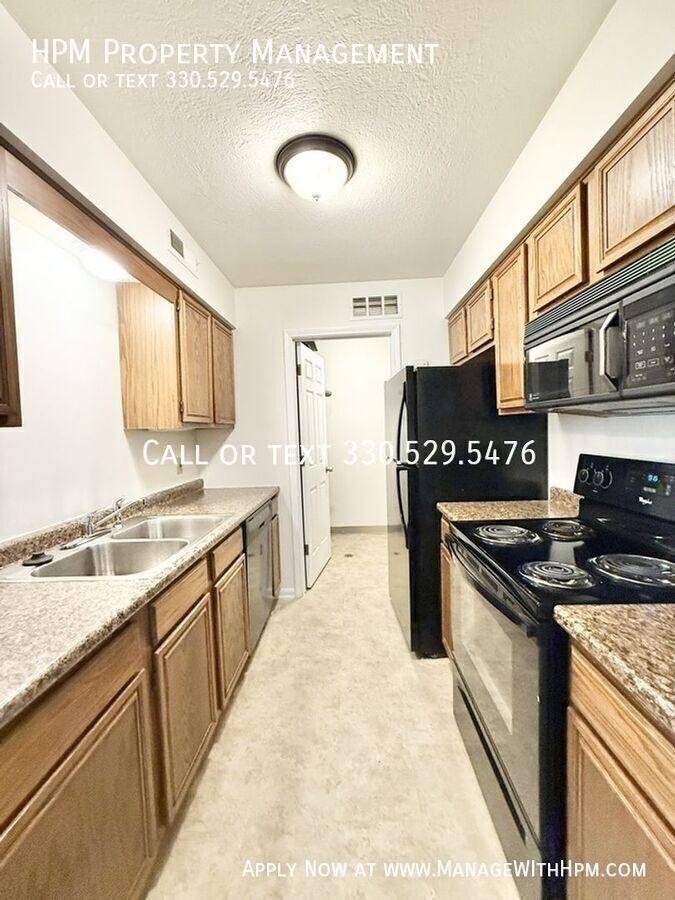 Apartment for rent at 408 W Maple, North Canton, OH 44720