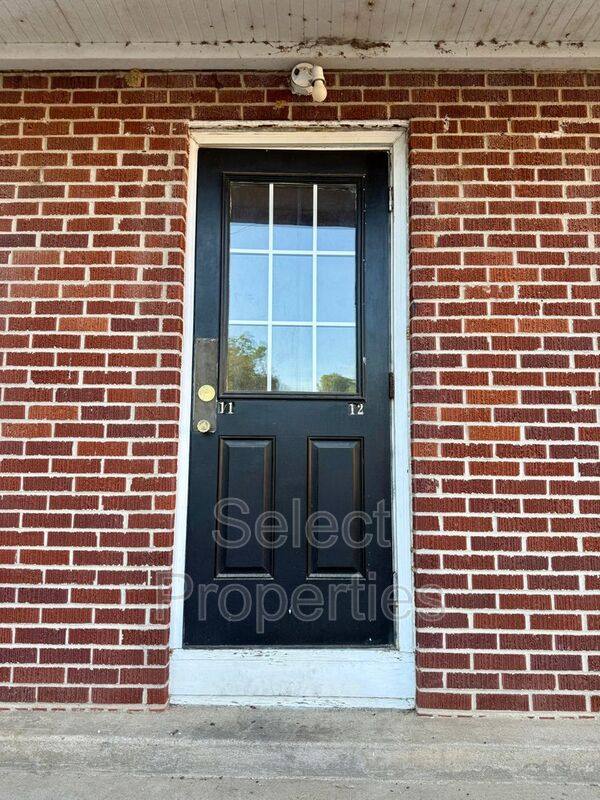 Apartment for rent at 608 Cherry #12, Jonesboro, AR 72401