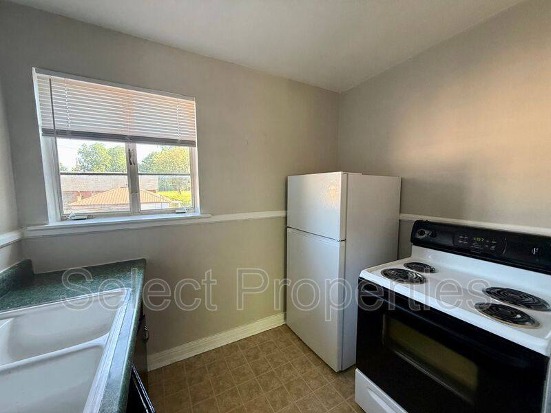 Apartment for rent at 608 Cherry #12, Jonesboro, AR 72401