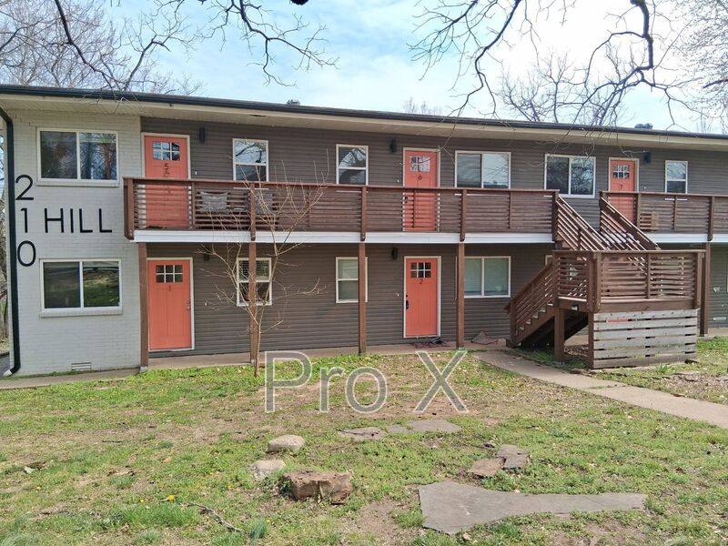 Apartment for rent at 210 S Hill Ave 7, Fayetteville, AR 72701
