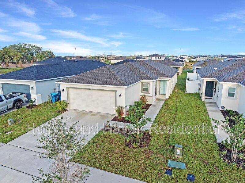 House for rent at 3139 Cedar Crossing Blvd, Haines City, FL 33844