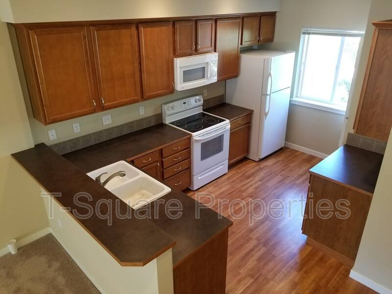 Townhouse for rent at 14924 41st Ave SE #E104, Bothell, WA 98012