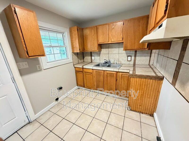 House for rent at 3373 33rd Place N, Birmingham, AL 35207