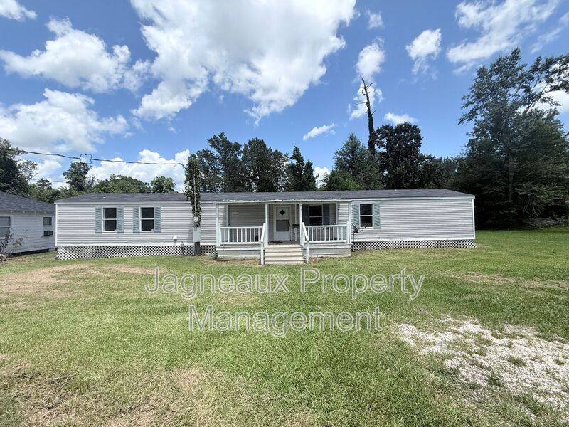 House for rent at 508 N Boone St, Dequincy, LA 70633