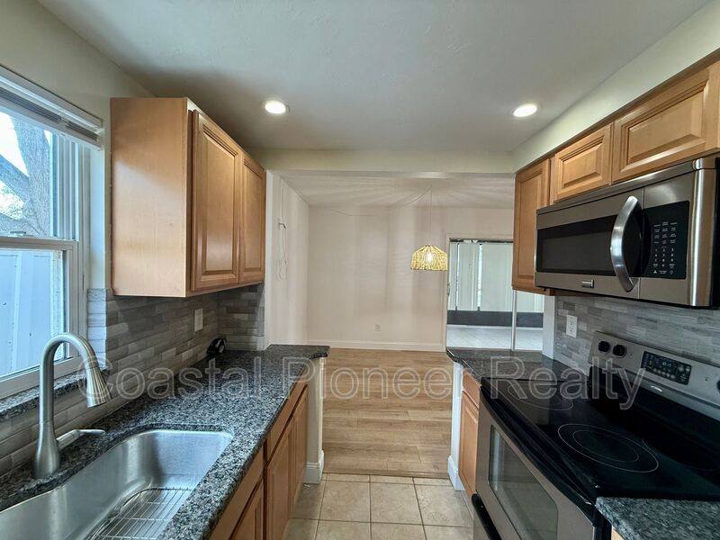 Condo for rent at 1960 Union St #41, Clearwater, FL 33763