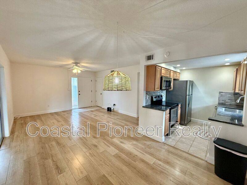 Condo for rent at 1960 Union St #41, Clearwater, FL 33763