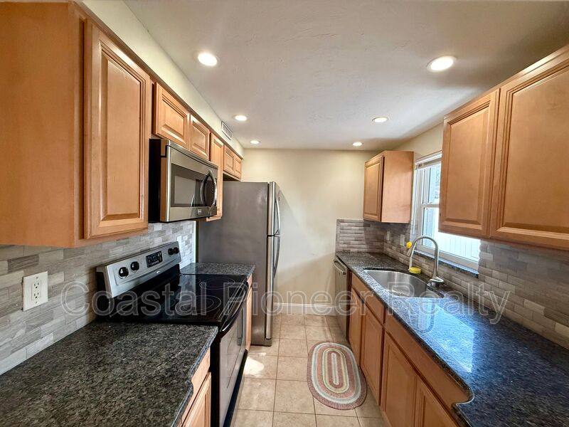 Condo for rent at 1960 Union St #41, Clearwater, FL 33763