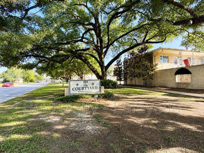 Apartment for rent at 201 S College #101, Lafayette, LA 70506