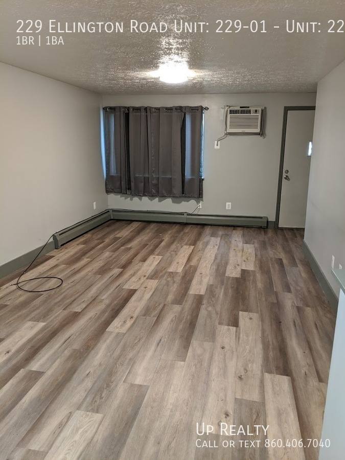 Apartment for rent at 229 Ellington Rd, East Hartford, CT 06108