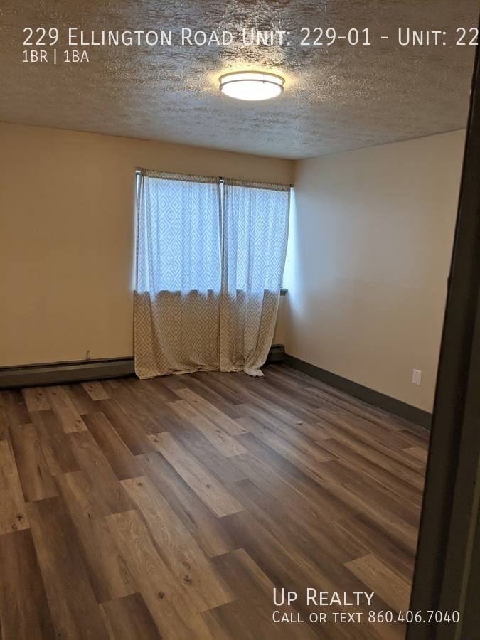Apartment for rent at 229 Ellington Rd, East Hartford, CT 06108