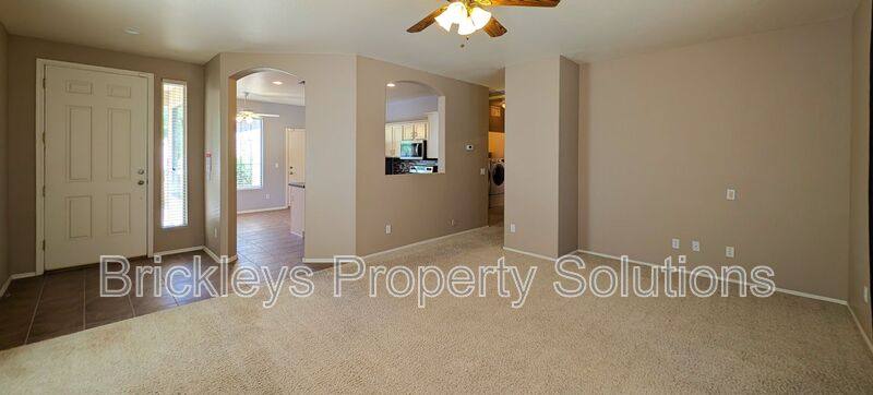 House for rent at 4236 E Oxford Lane, Gilbert, AZ 85295