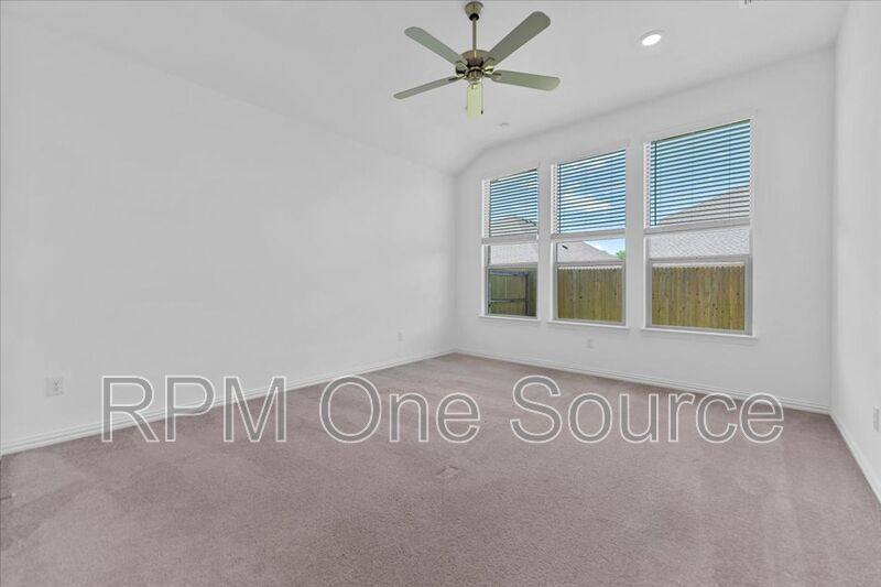 House for rent at 812 Morwenna Rd, McKinney, TX 75069