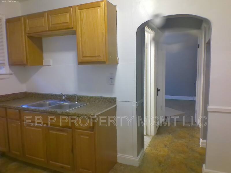 Apartment for rent at 3831 Waverly St #3, Detroit, MI 48238