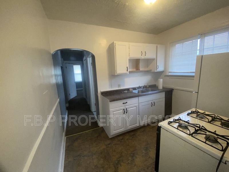 Apartment for rent at 3831 Waverly St #2, Detroit, MI 48238