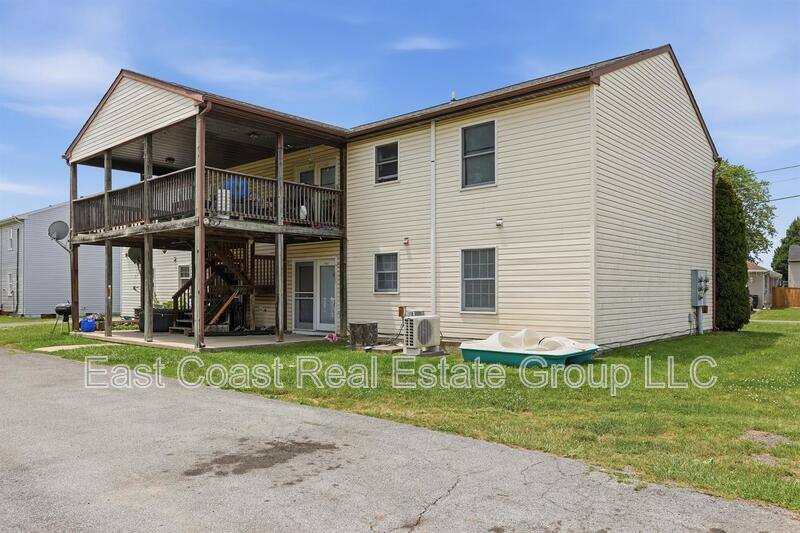 Apartment for rent at 427 N Western Ave, Martinsburg, WV 25404