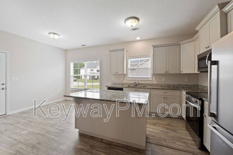 House for rent at 335 Koweta Way, Grovetown, GA 30813