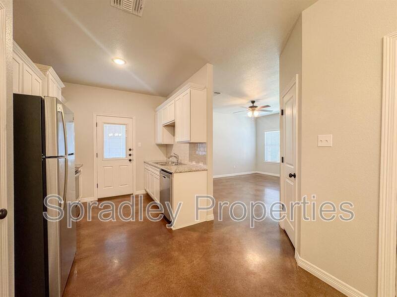 Apartment for rent at 206B Sparrow Cove, Troy, TX 76579