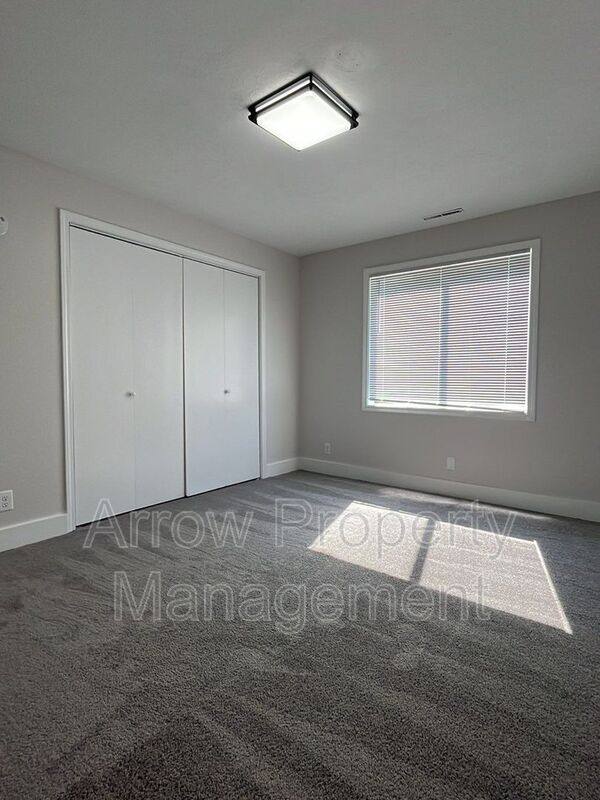Apartment for rent at 3341 Holdrege St #7, Lincoln, NE 68503