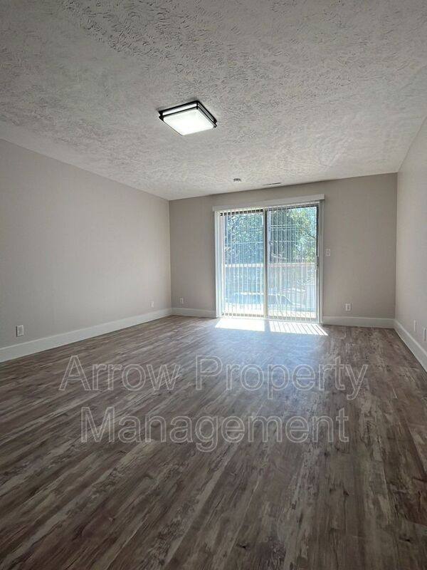 Apartment for rent at 3341 Holdrege St #7, Lincoln, NE 68503