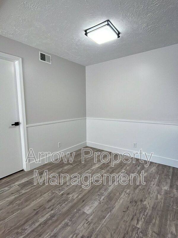 Apartment for rent at 3341 Holdrege St #7, Lincoln, NE 68503