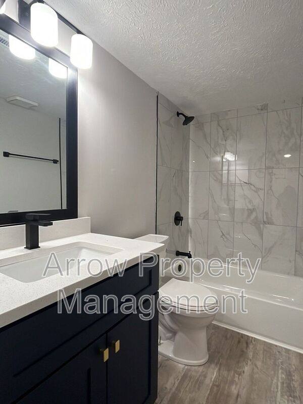 Apartment for rent at 3341 Holdrege St #7, Lincoln, NE 68503