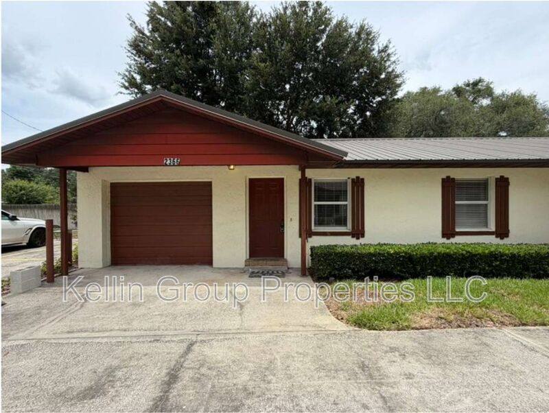 House for rent at 2366 Lake Dr, Winter Haven, FL 33881