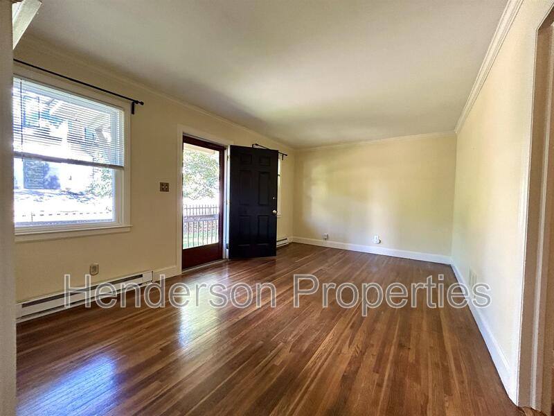 Apartment for rent at 1526 Landis Ave, Charlotte, NC 28205