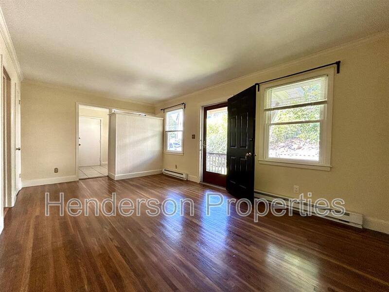 Apartment for rent at 1526 Landis Ave, Charlotte, NC 28205