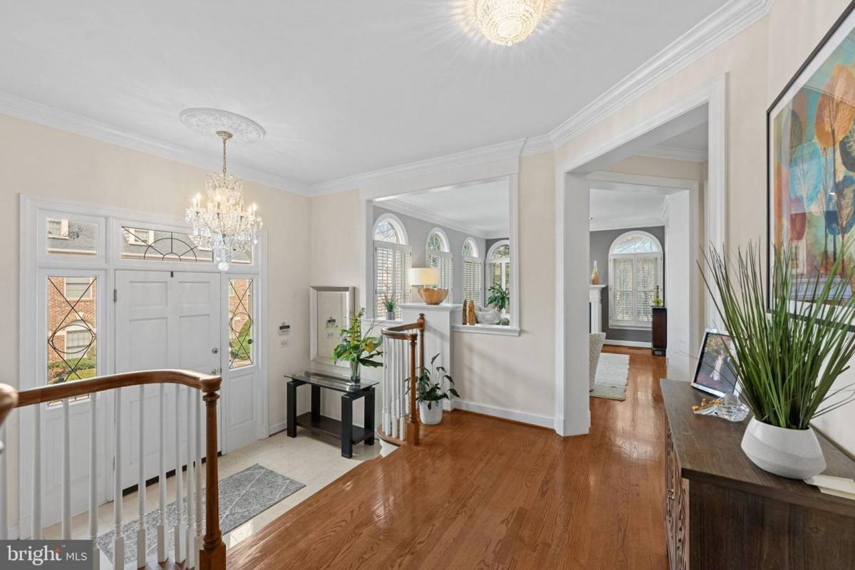 House for rent at 5120 Warren Place NW, Washington, DC 20016