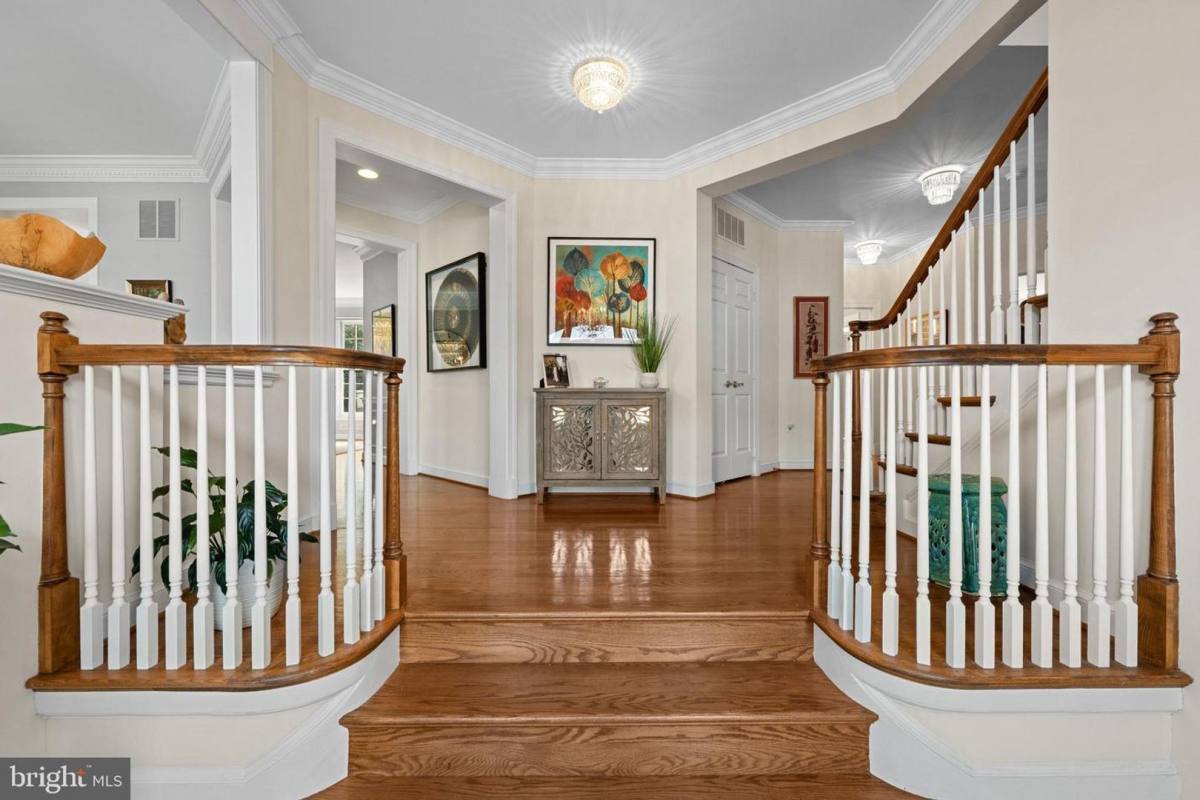 House for rent at 5120 Warren Place NW, Washington, DC 20016