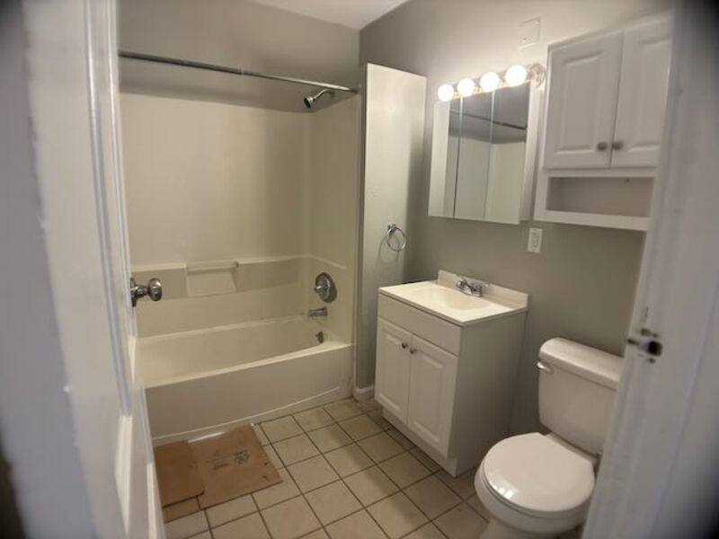 House for rent at 1010 N Elmwood Ave, Peoria, IL 61606