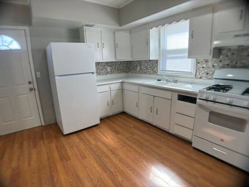 House for rent at 1010 N Elmwood Ave, Peoria, IL 61606