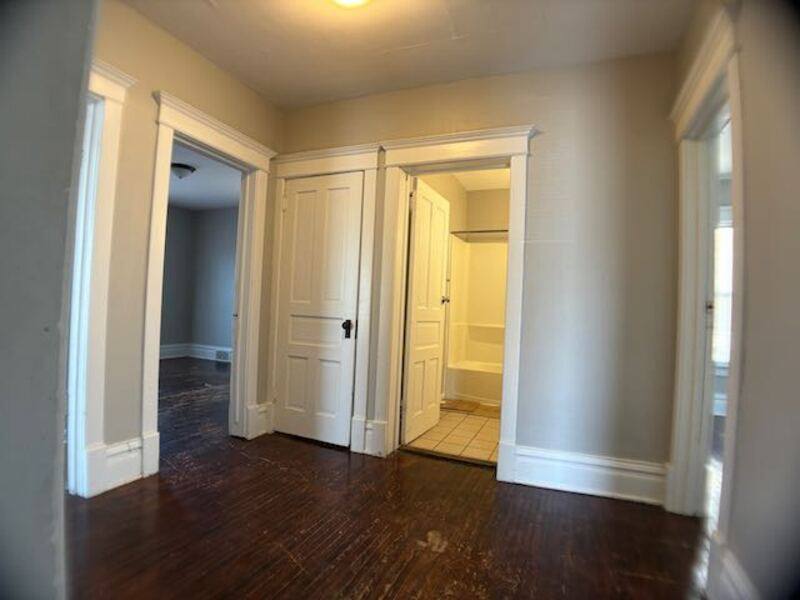 House for rent at 1010 N Elmwood Ave, Peoria, IL 61606