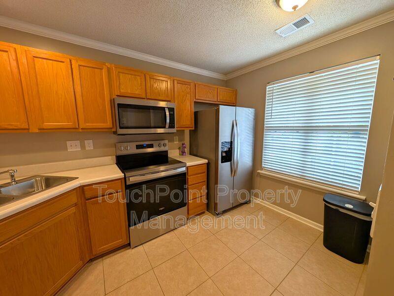 Townhouse for rent at 13612 Meade Glen Court, Charlotte, NC 28273