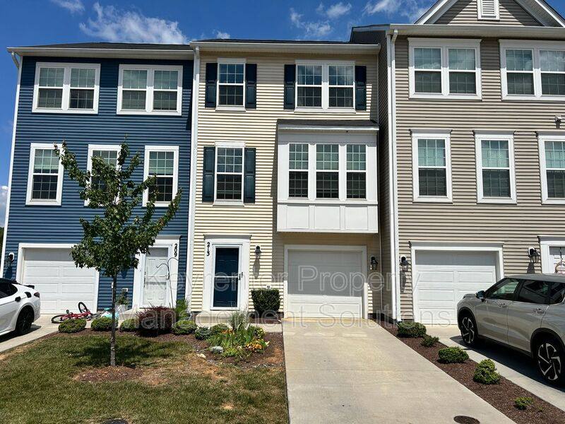 House for rent at 213 Willowshire Court, Waynesboro, VA 22980