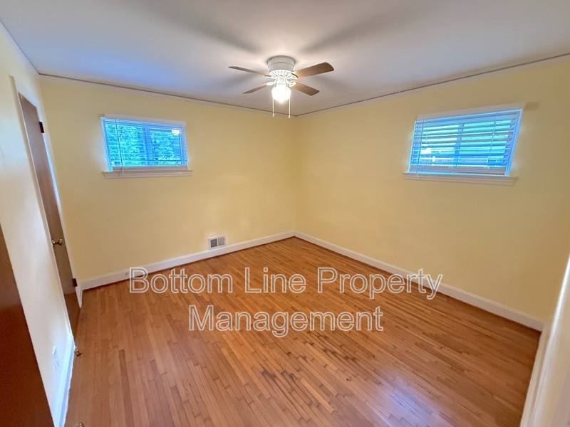 Apartment for rent at 3128 Creighton Dr, Charlotte, NC 28205
