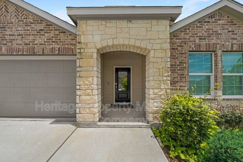 House for rent at 2700 Coral Valley, Seguin, TX 78155