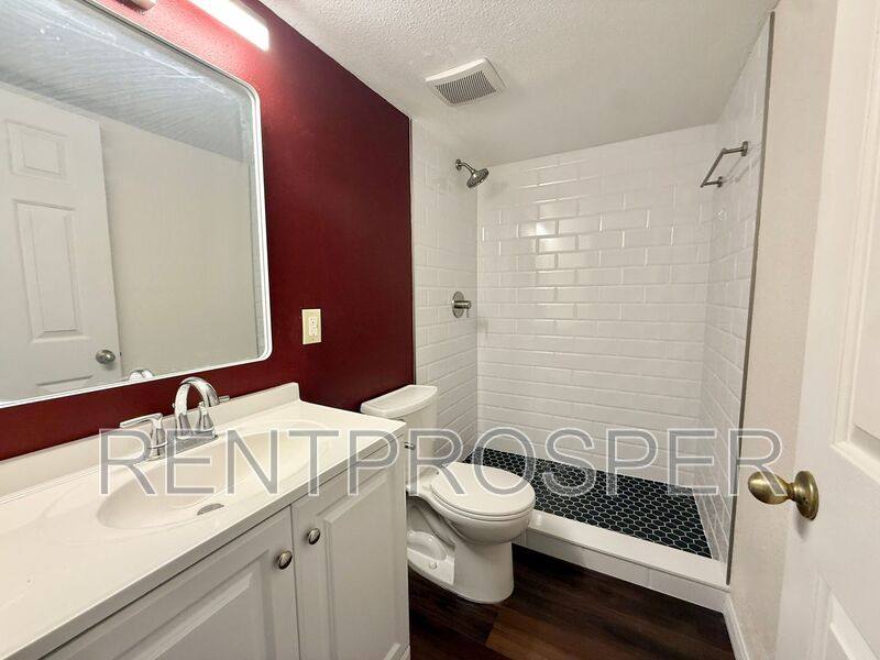 Apartment for rent at 1100 Delaney Ave #F201, Orlando, FL 32806
