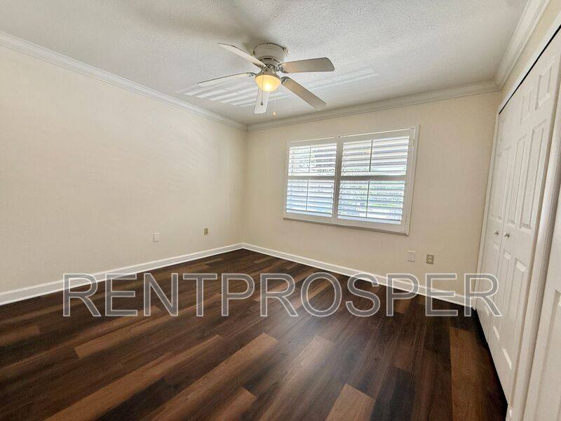 Apartment for rent at 1100 Delaney Ave #F201, Orlando, FL 32806
