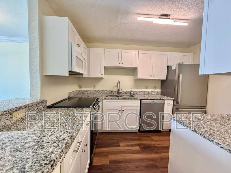 Apartment for rent at 1100 Delaney Ave #F201, Orlando, FL 32806