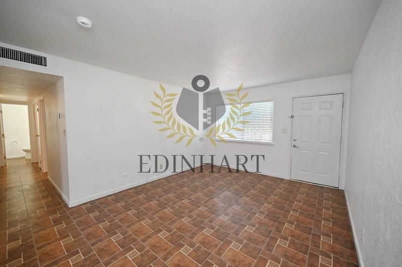 Apartment for rent at 2303 S Poppy Ave #101, Fresno, CA 93706