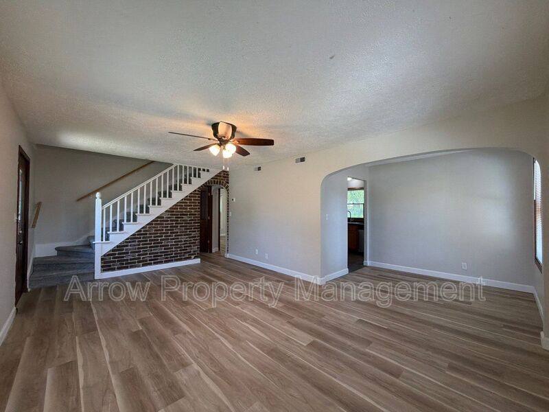 House for rent at 5121 Pioneers Blvd, Lincoln, NE 68506