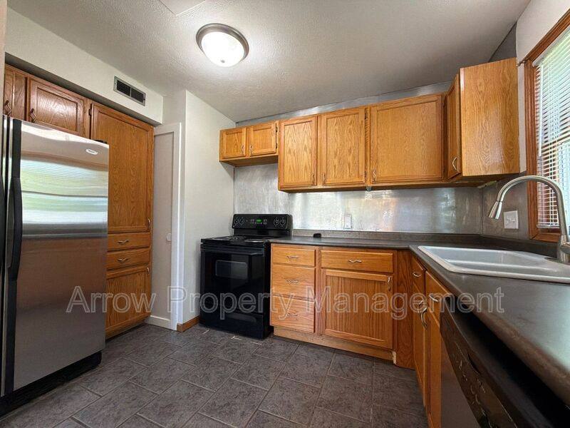 House for rent at 5121 Pioneers Blvd, Lincoln, NE 68506