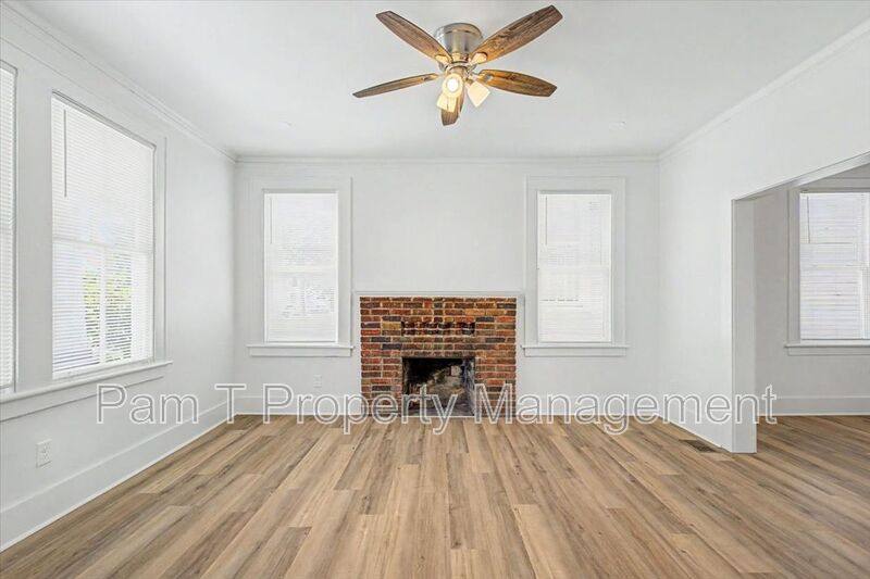 Apartment for rent at 613 W 39th St #A Downstairs, Savannah, GA 31415