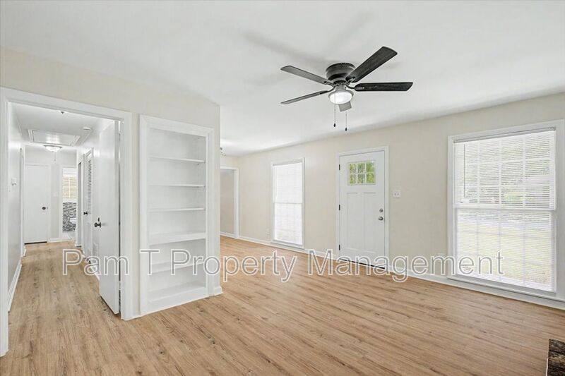 House for rent at 102 Juniper Circle, Savannah, GA 31419