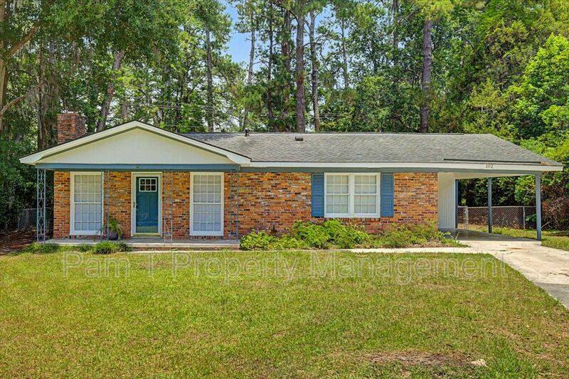 House for rent at 102 Juniper Circle, Savannah, GA 31419