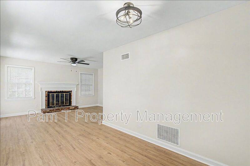 House for rent at 102 Juniper Circle, Savannah, GA 31419