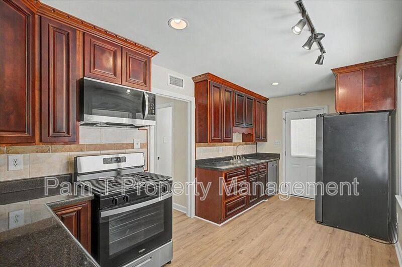 House for rent at 102 Juniper Circle, Savannah, GA 31419